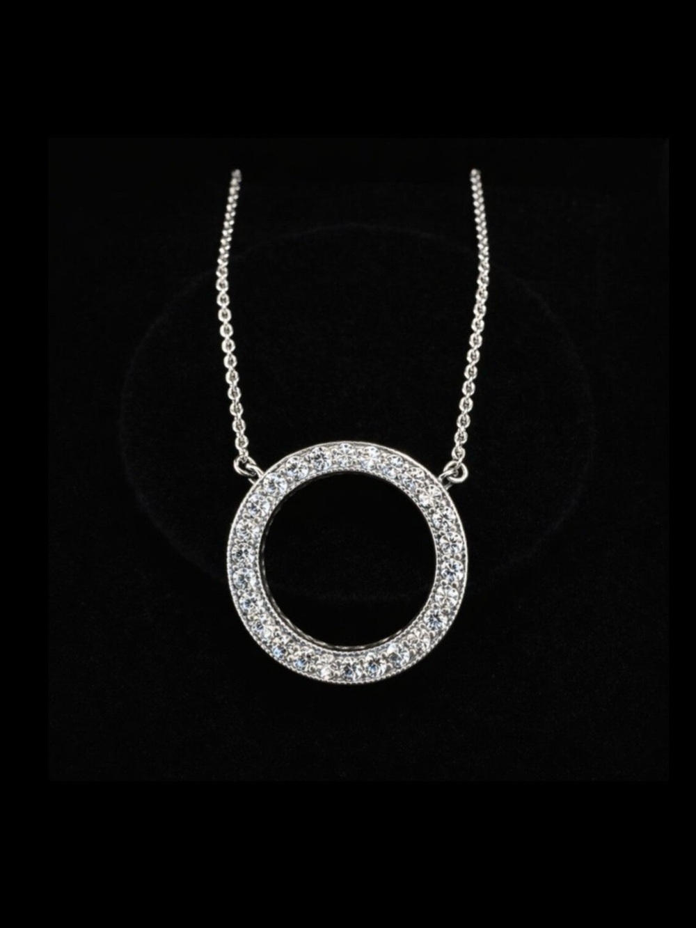 Silver Tone Crystal Circle Pendant Necklace - Glasses Holder
